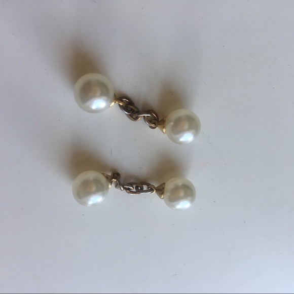 Pearl Cuff Links - Picture 2 of 4